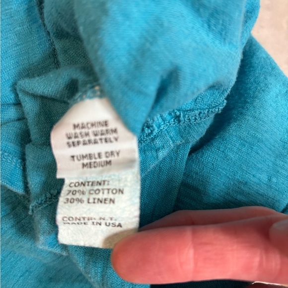 Cut Loose Side Vent Crew Women's Top - Picture 7 of 8